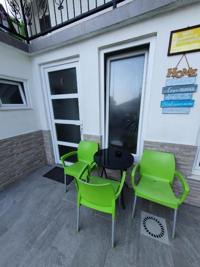 Family Apartment Near Old Town Мостар Екстер'єр фото