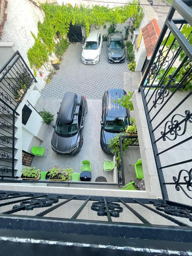 Family Apartment Near Old Town Мостар Екстер'єр фото