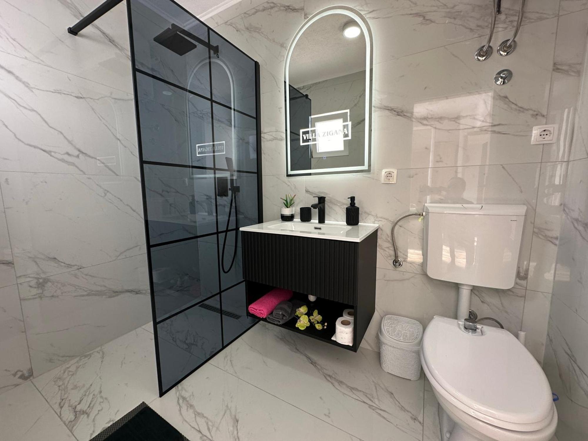 Family Apartment Near Old Town Мостар Екстер'єр фото