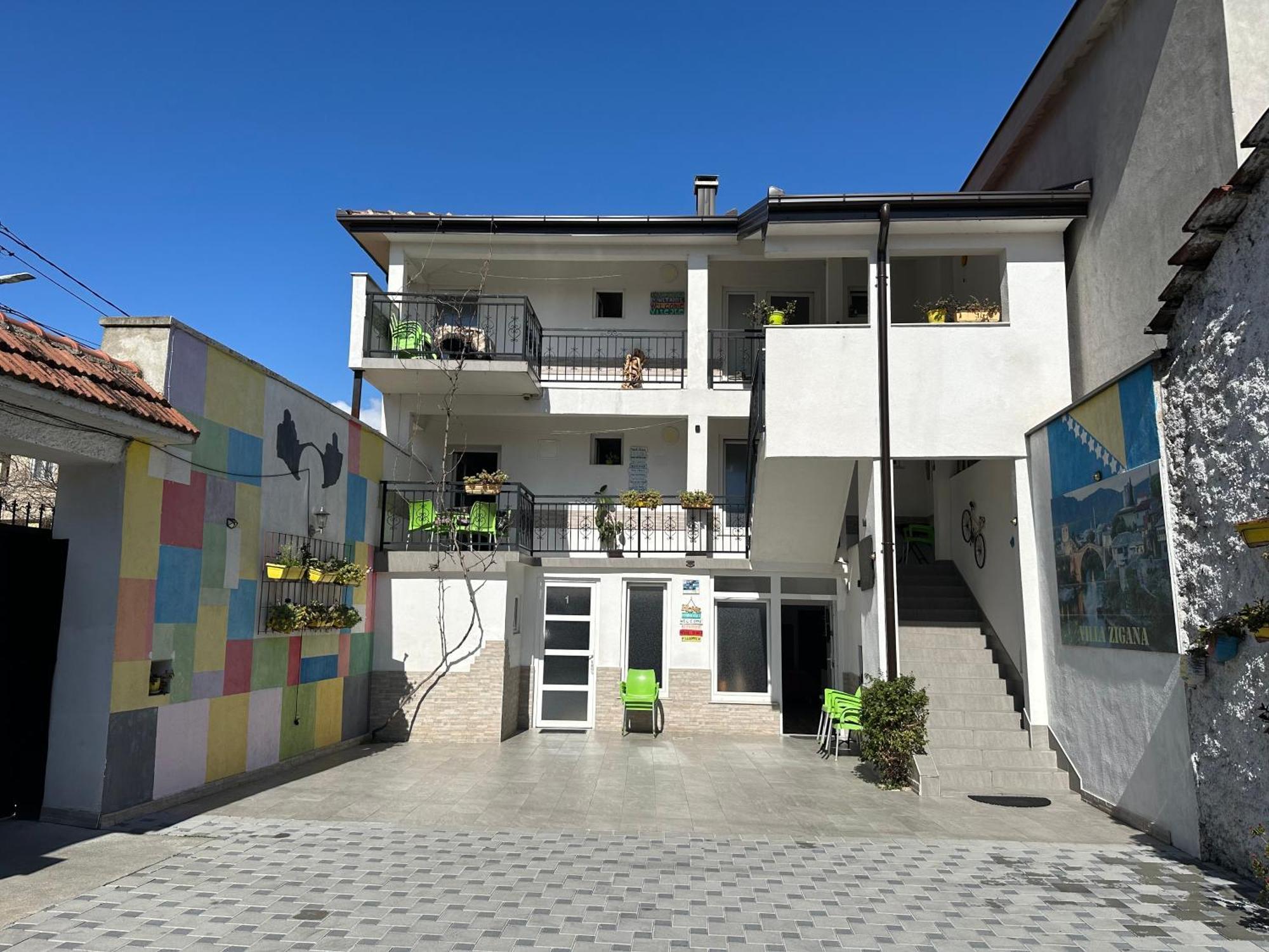 Family Apartment Near Old Town Мостар Екстер'єр фото